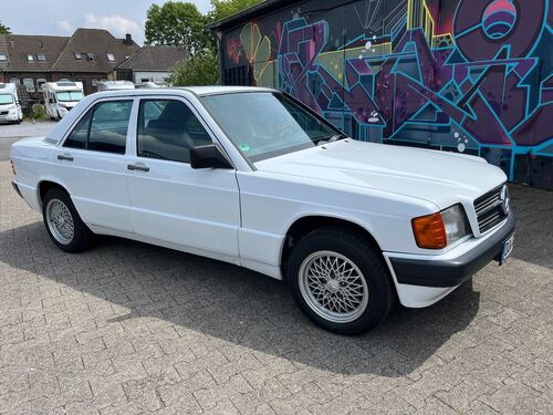 Mercedes-Benz 190