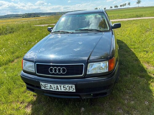 Audi 100