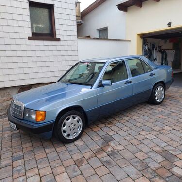 Mercedes-Benz 190