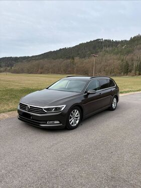 VW Passat Variant