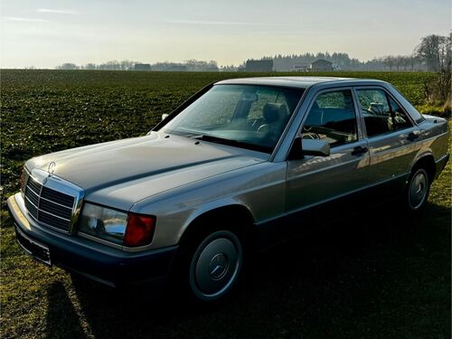 Mercedes-Benz 190