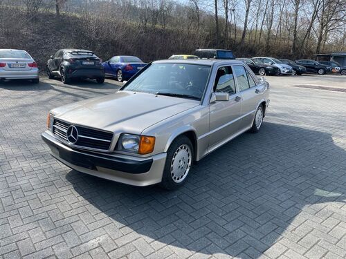 Mercedes-Benz 190