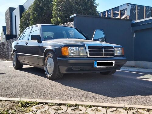 Mercedes-Benz 190