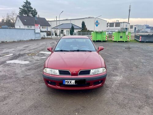 Mitsubishi Carisma