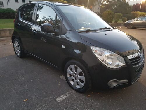 Opel Agila