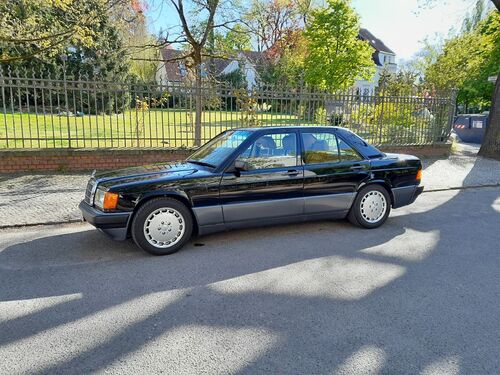 Mercedes-Benz 190