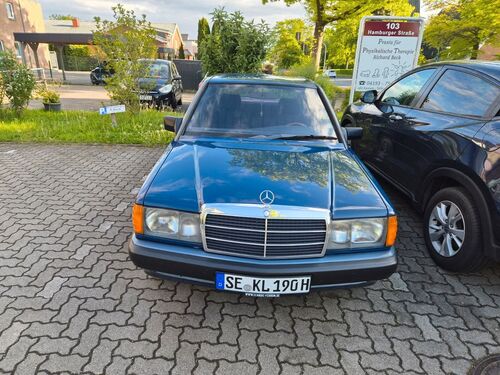 Mercedes-Benz 190