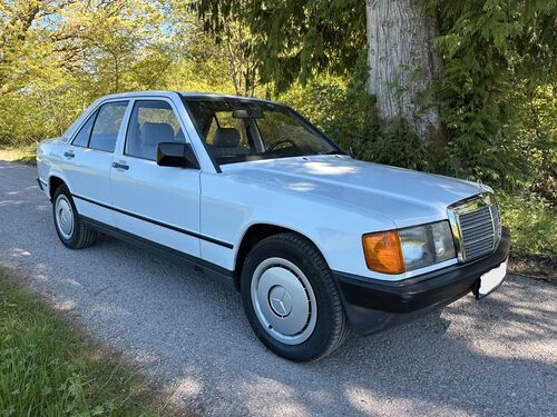 Mercedes-Benz 190