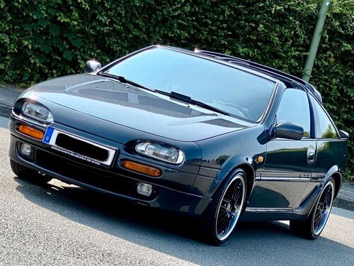 Nissan 100 NX