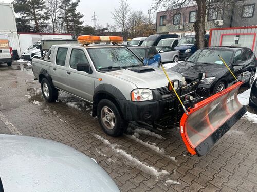 Nissan NP 300