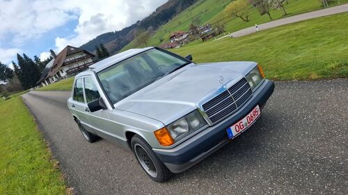 Mercedes-Benz 190