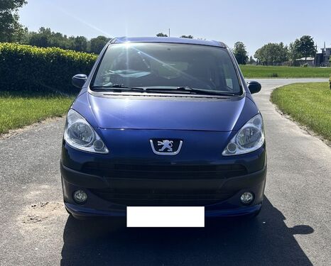 Peugeot 1007