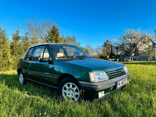 Peugeot 205
