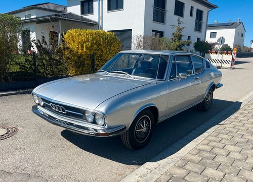 Audi 100