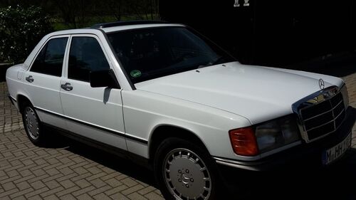 Mercedes-Benz 190