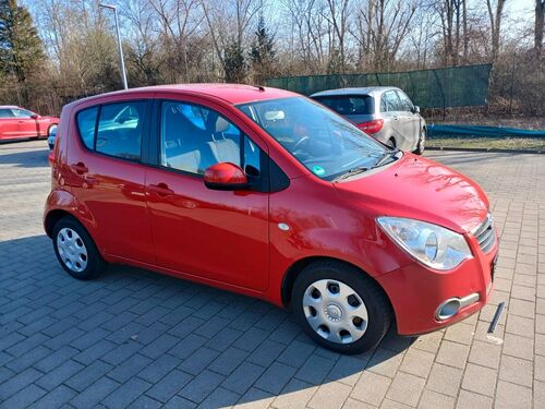 Opel Agila
