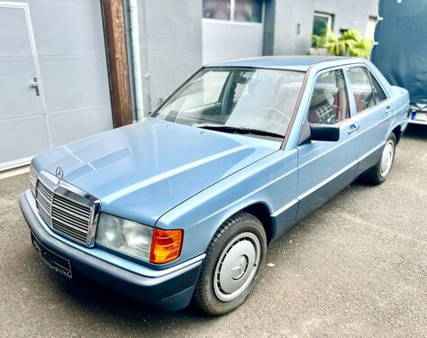 Mercedes-Benz 190