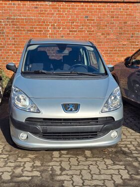 Peugeot 1007