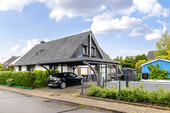 Großzügiges Einfamilienhaus mit Einliegerwohnung in Borgstedt