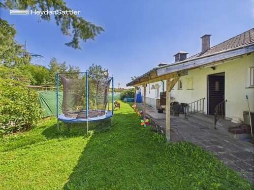 Garten - 5 Zimmer Einfamilienhaus in Augsburg