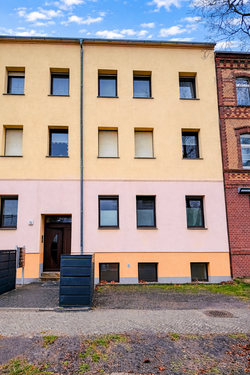 Straßenansicht MFH - 