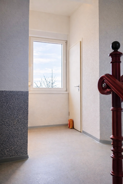 Treppenhaus zwischen 1.OG und 2.OG - 
