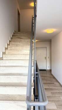 Gepflegtes Treppenhaus - 