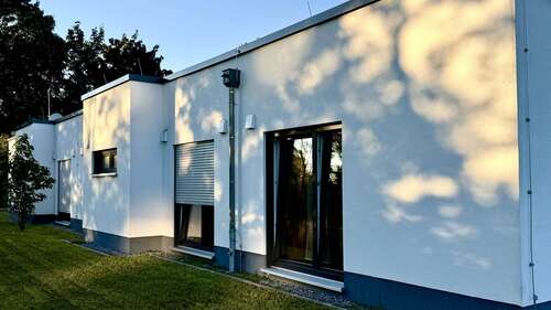 Schrägansicht Gebäudekomplex - 