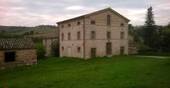 Haus in Arcevia, Marche, 400 m²