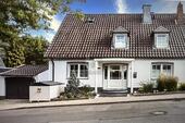 LUXURIÖSES TRAUMHAUS MIT POOL - 1.100.000,00 EUR Kaufpreis, ca.  240,00 m² Wohnfläche in Essen (PLZ: 45136)