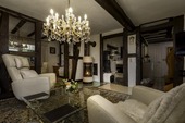 Gemütliches Wohnzimmer + Kamin - 