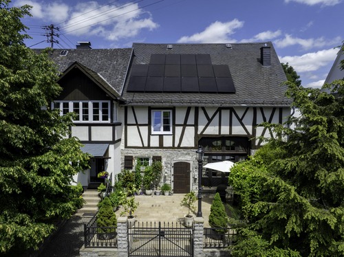 Modernisierter Landhaustraum - 7 Zimmer Bauernhaus, Landhaus zum Kaufen in Wölferlingen