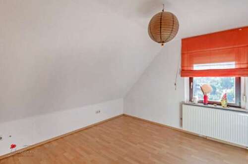 Schlafzimmer (OG) - 