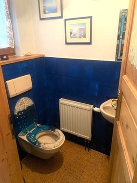 Hauptwohnung Gäste-WC - 