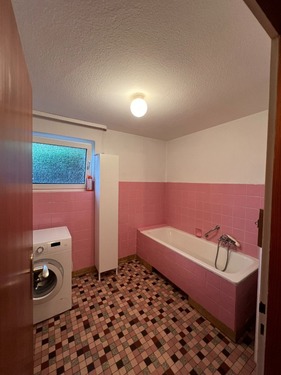 Badansicht mit Wanne - 