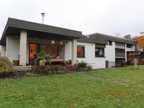 Rückansicht - Bungalow, Bauhausstil, in bevorzugter uninaher Wohnlage