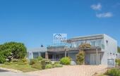 Traumvilla am Strand - 1.500.000,00 EUR Kaufpreis, ca.  684,00 m² Wohnfläche in Plettenberg (PLZ: 6000)