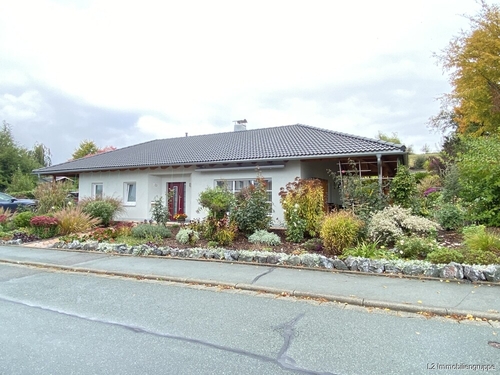 Außenansicht - 3 Zimmer Einfamilienhaus zum Kaufen in Bad Steben