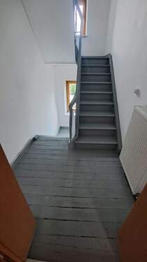 Treppenaufgang zum DG - 