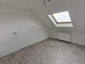 Schlafzimmer DG.jpeg - 