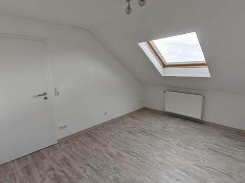 Schlafzimmer DG.jpeg - 