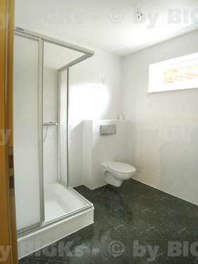 Dusche - 2 Zimmer Erdgeschoßwohnung in Zella-Mehlis