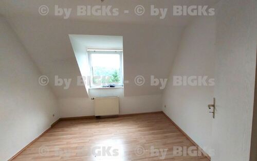 Zimmer2 - BIGKs: Suhl am Klinikum: 2-3-Zimmer Wohnung,separate Küche (-;)