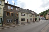 Foto - 8 Zimmer Zweifamilienhaus zum Kaufen in Waltershausen