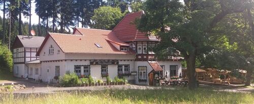 Vorderansicht - Provisionsfrei* Haus in Alleinlage im Wald