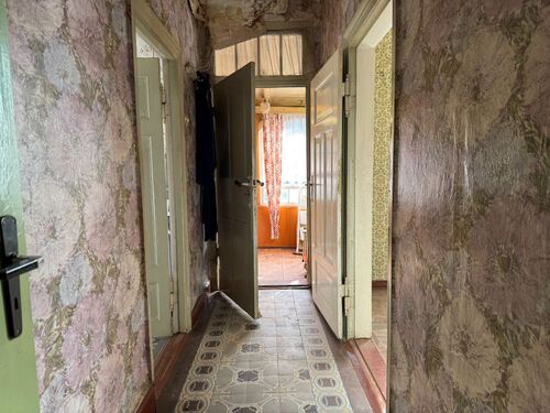 Flur Richtung Veranda / Hofseitig - 