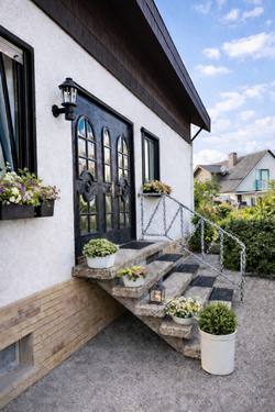 Hauseingang neu - Provisionsfrei* Einfamilienhaus in Lambsheim