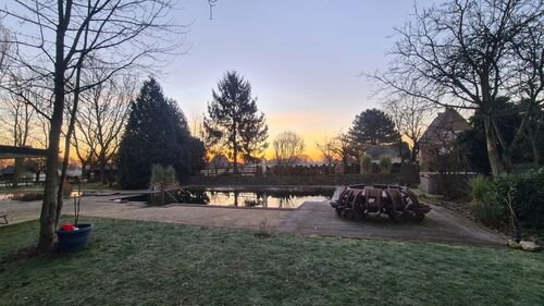 Sonnenaufgang am Schwimmteich - Resthof mit 340,00 m&sup2; in Rees zum Kaufen