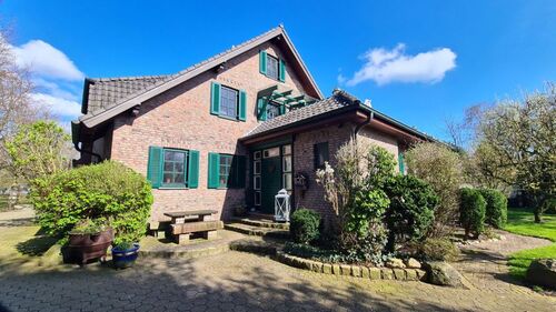 Hauseingang EG - 8 Zimmer Resthof in Rees