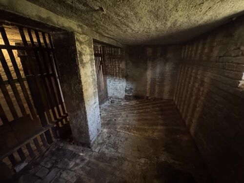 20 Keller Zwenkau C16_7334 - 